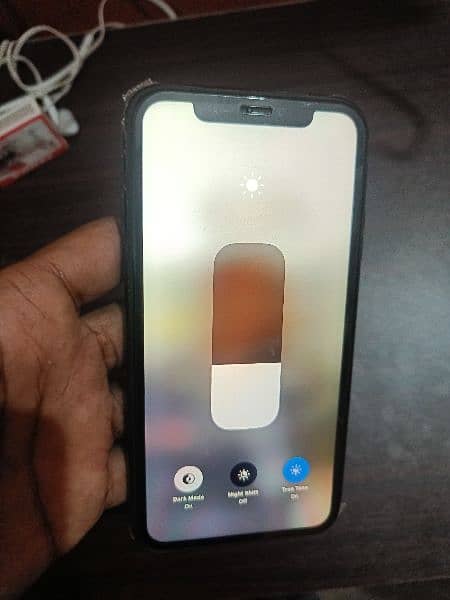 Iphone XR 64GB Non Pta sim working 2