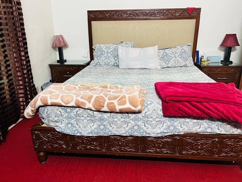 king bed pure sesham 3