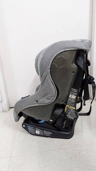 Maxi Cosi Car seat (Imported) 4