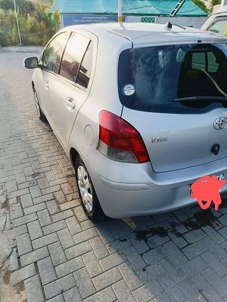 Toyota Vitz 2010 6