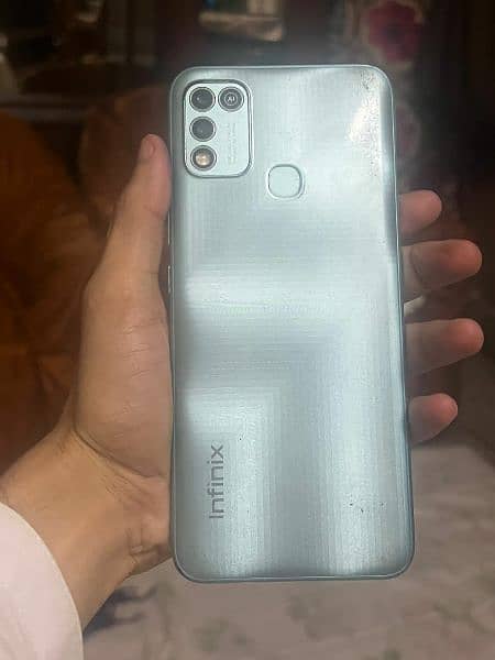 Infinix hot 10 play 4/64GB 10/8 condition 1