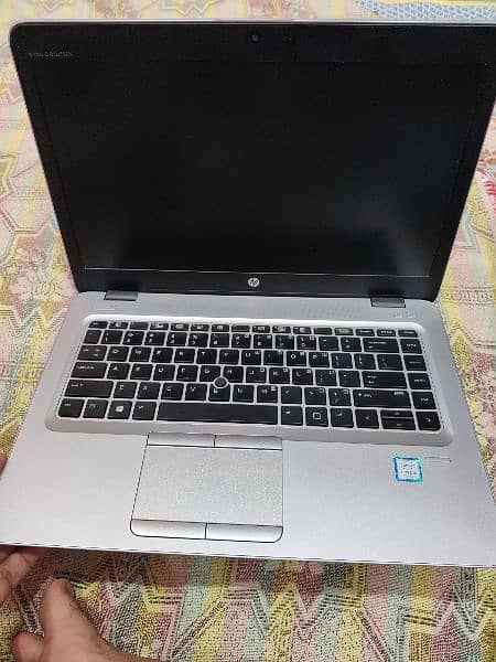 HP Elite book 840 G3 0