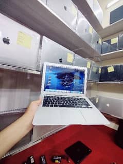 MacBook