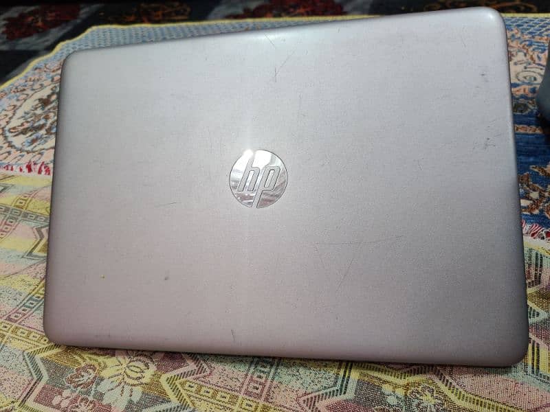 HP Elite book 840 G3 1