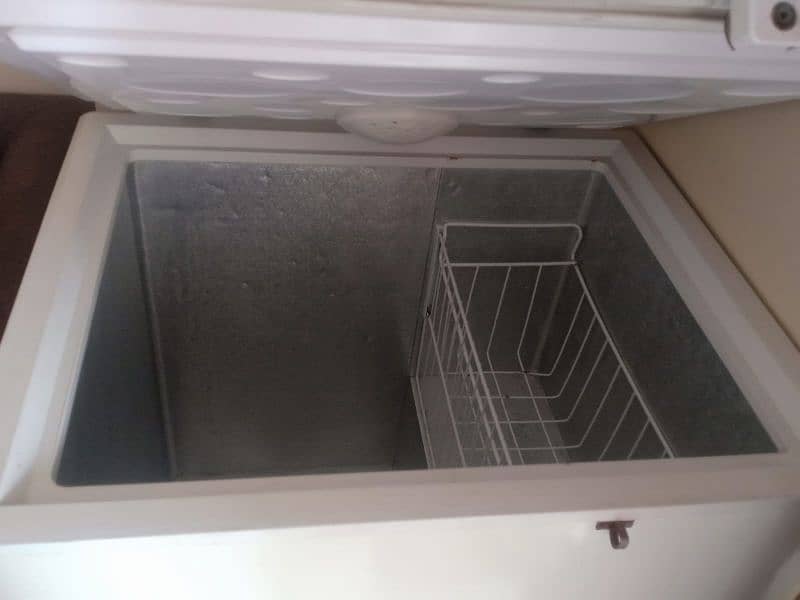 Haier door freezer brand new jesa 1