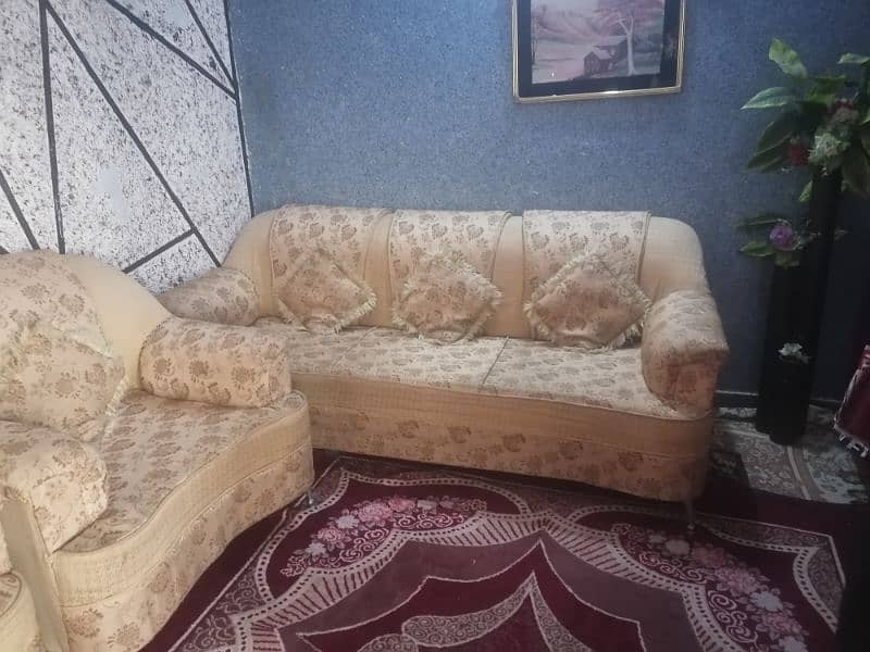 sofa for sale 5 seater with covers 2