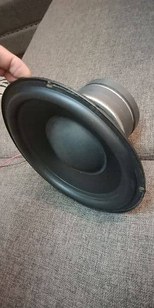 KEF 250w RMS 10 inch subwoofer 5