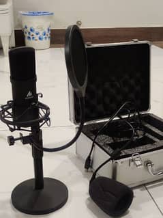 MAONO Branded Microphone Best for Podcast