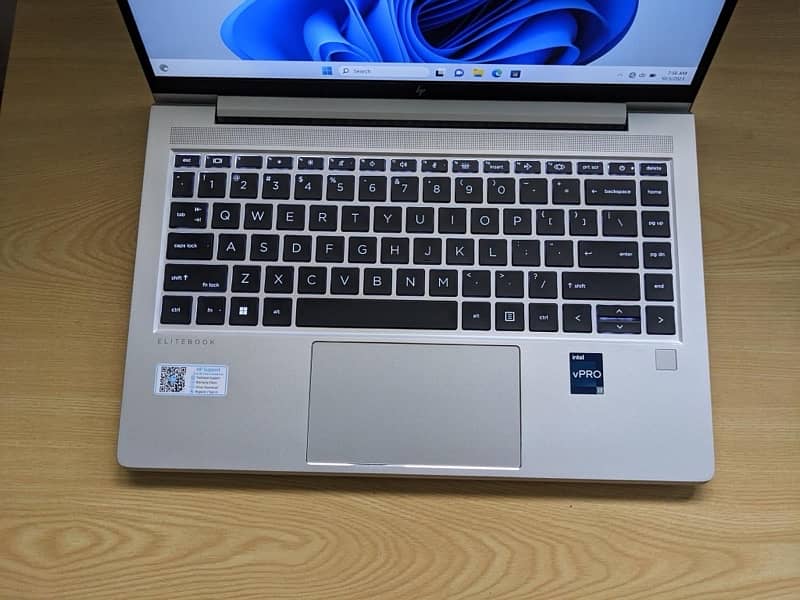 HP ELITEBOOK (640 G9) Core i5 12th Generation (Processor)16/512gb NVME 7