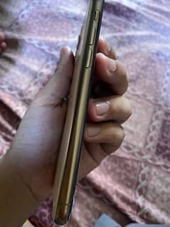 IPhone 11 pro 256GB Golden Colour 0