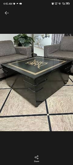 center table in good condition