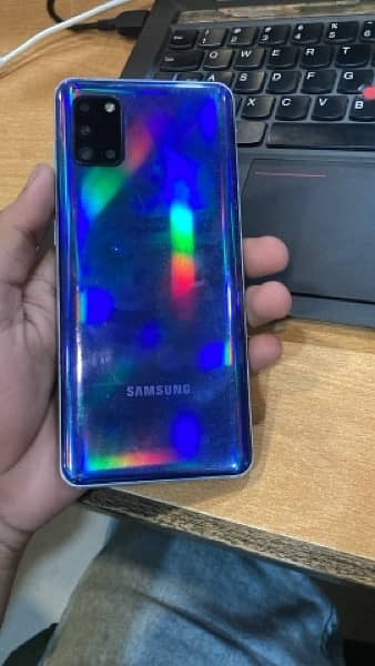 Samsung galaxy A31 1