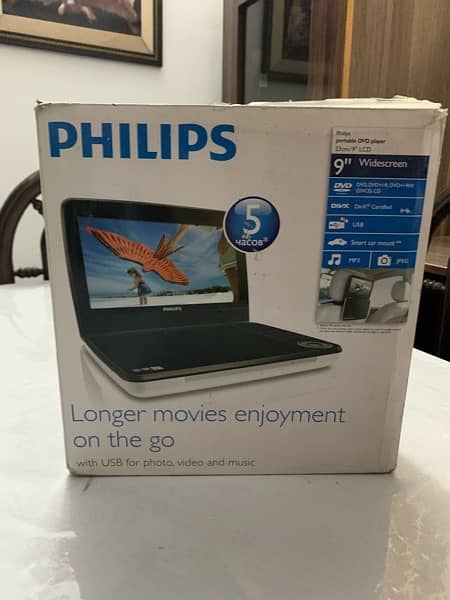 Philips portable dvd player 2