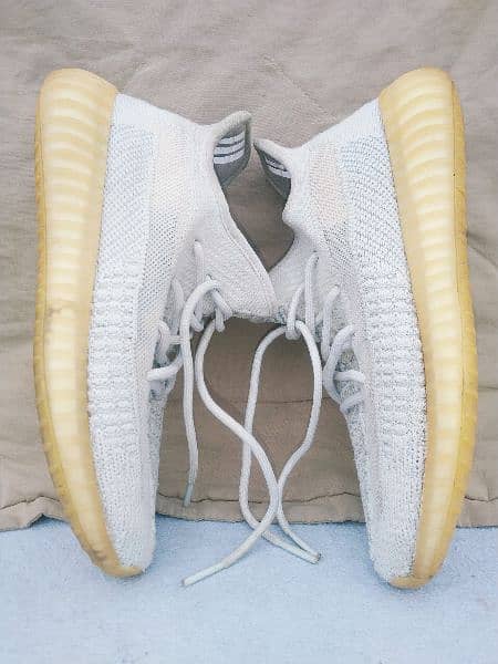 adidas Yeezy Boost 350 V2 'Cloud White Reflective' FW5317 3