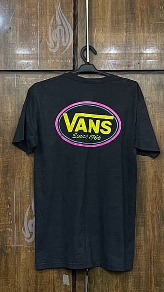 Adidas vans & Nike T Shirt Medium 3