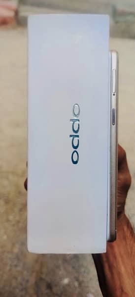 Oppo A57 kit 4/64 Fingerprint With local Box & Charger 1