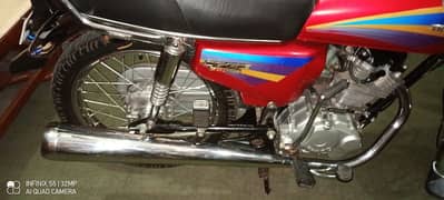 Honda 125 model 2004 genuine 10/10 condition like new 0meter