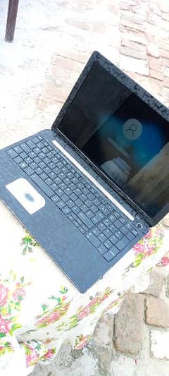 Toshiba laptop "with Wired mouse free" 0