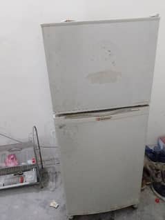 dawlance fridge for sell