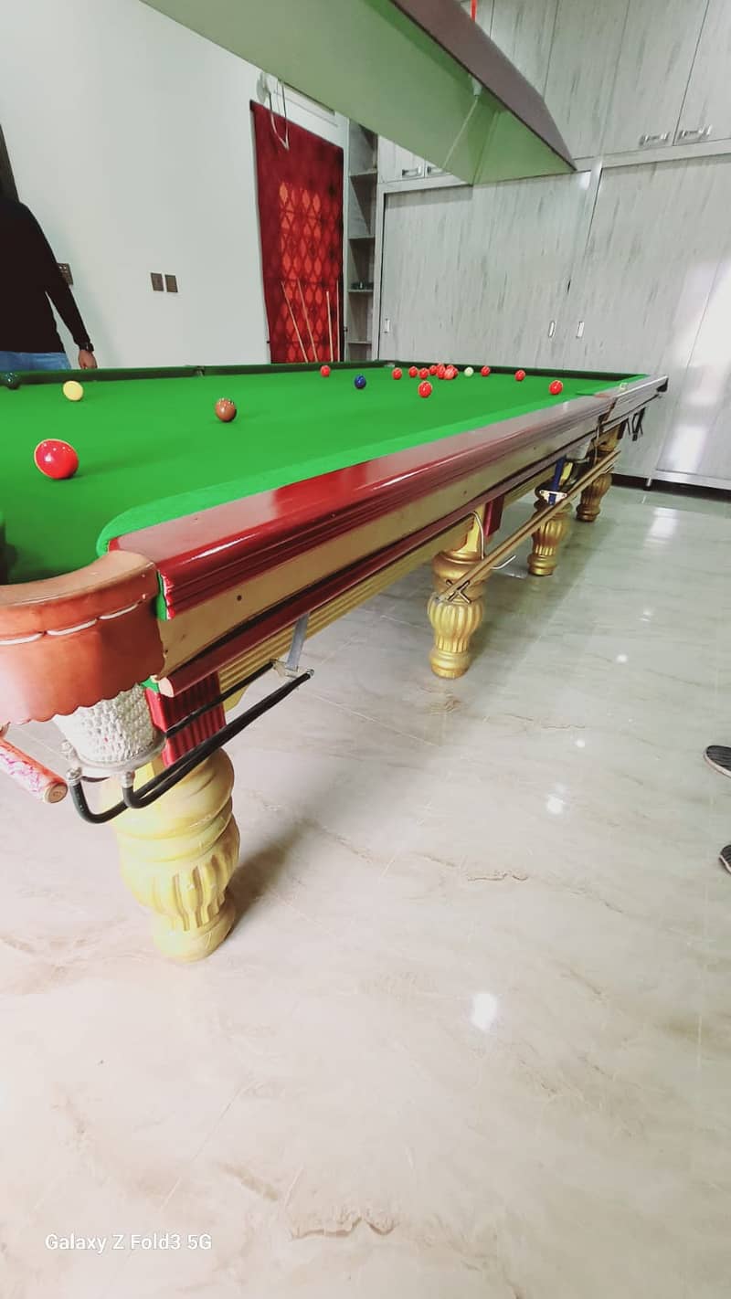 SNOOKER TABLE 6 x 12 with Belgium ball set 1