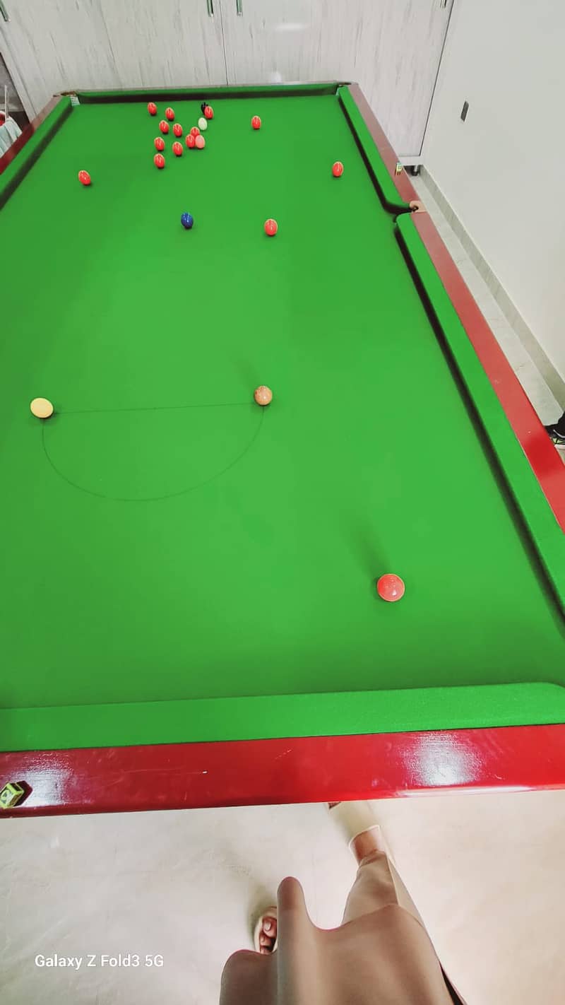 SNOOKER TABLE 6 x 12 with Belgium ball set 2