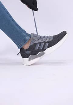 sport shoes for men's. free delivery