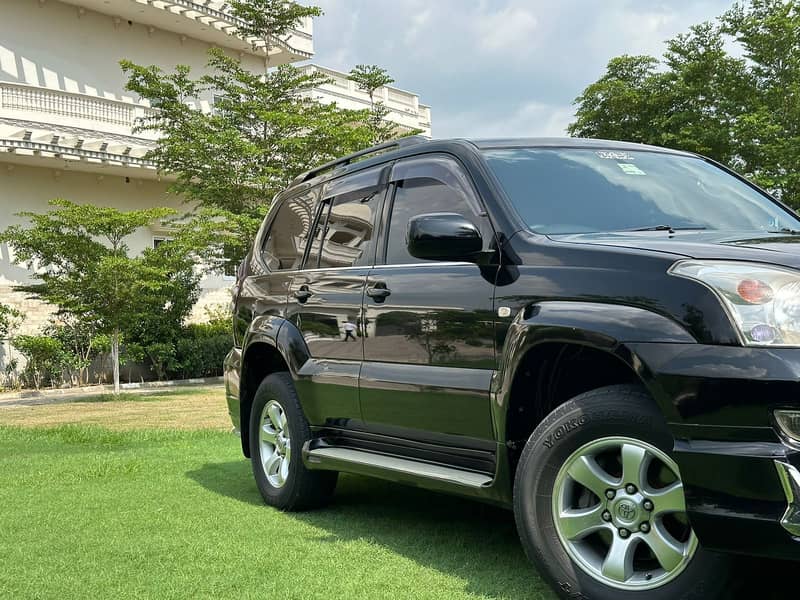 Toyota Prado TX Limited 2.7 2005 Model 4