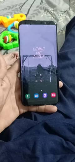 Samsung s8plus all ok aik pin dot hy upar hy