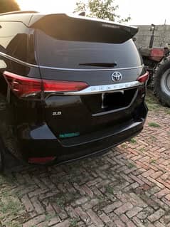 Toyota Fortuner Sigma 2018 0