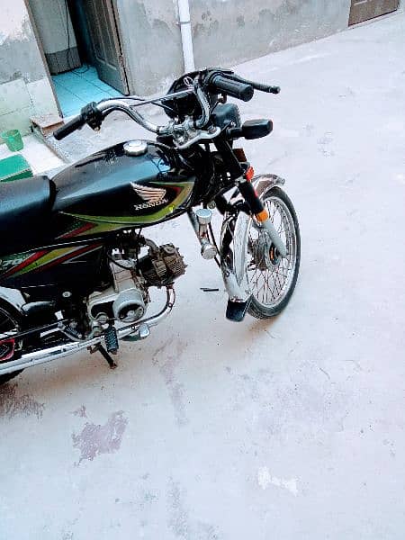 Honda cd70 model 2019 black 0