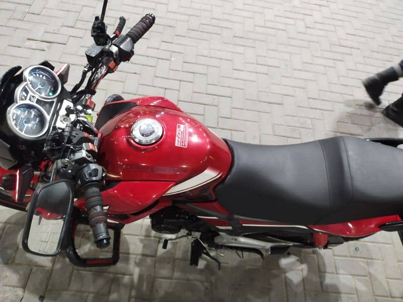 Honda CB 150 F For sale in Good condition 2