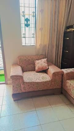 5 seater sofa with cushions for sale