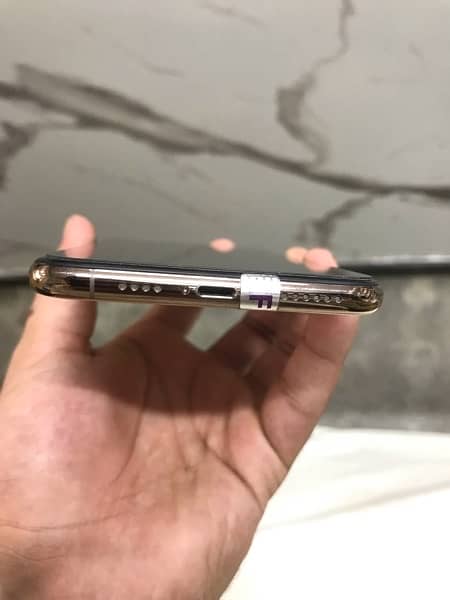 iphone XsMax Non-PTA ( Sim Working ) 512 GB 1