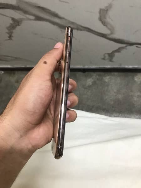 iphone XsMax Non-PTA ( Sim Working ) 512 GB 4