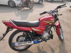 Yamaha Ybz 125 red color