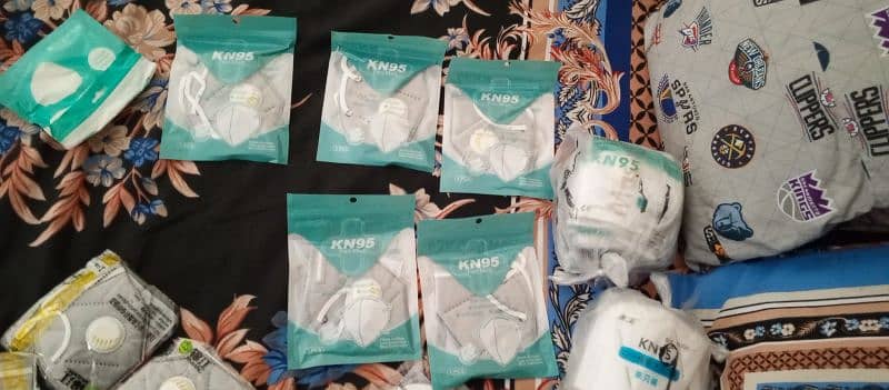 urgent for sale safety gloves and simple masks kn95 masks 13