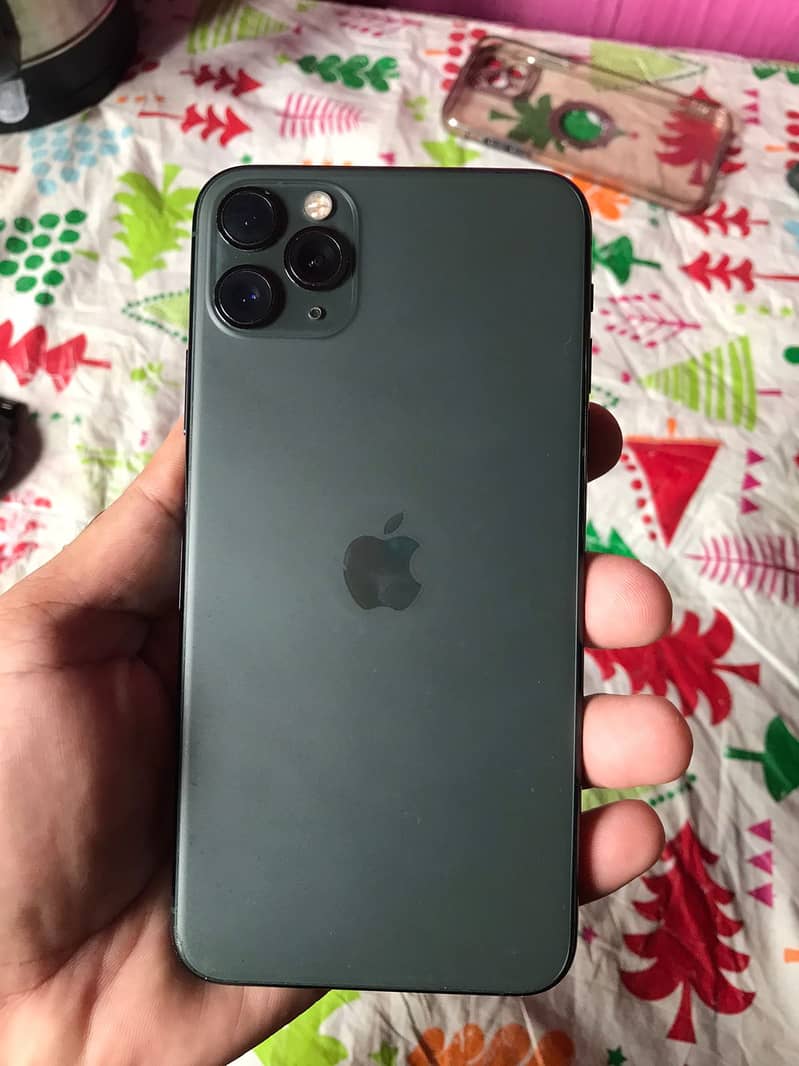 Iphone 11 pro max PTA approved with box and charger 1