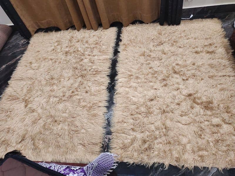 2 Fur Rugs 3