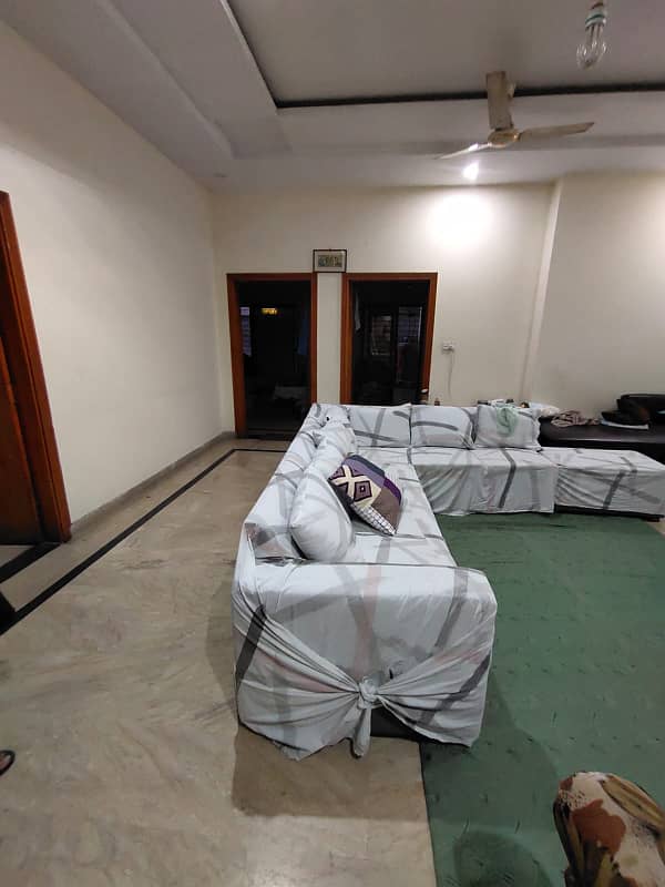 10 Marla Lower Portion For Rent, Sahafi Colony Main Canal Road Lahore 12