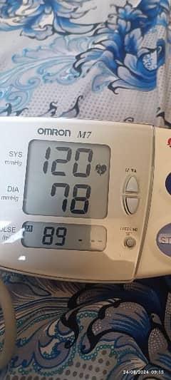 blood pressure monitor M7