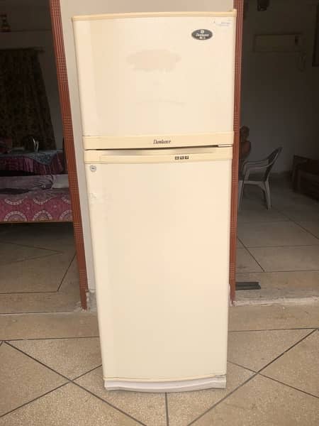 Dawlerence Fridge for sale in good condition best offer 1