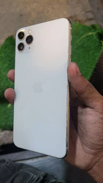 iPhone 11 Promax factory unlock 6