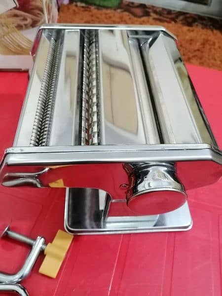 Deluxe 180mm Manual Pasta  / Macroni Maker Machine, Imported 7