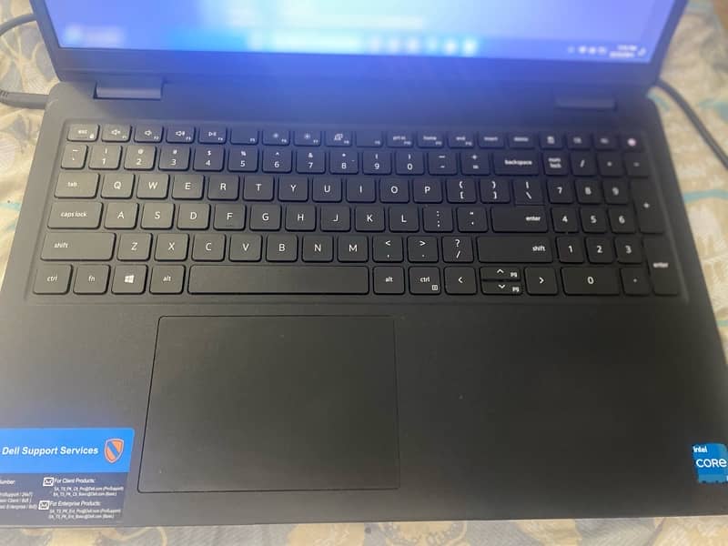 Dell 3520 Latitude 11 generation 1