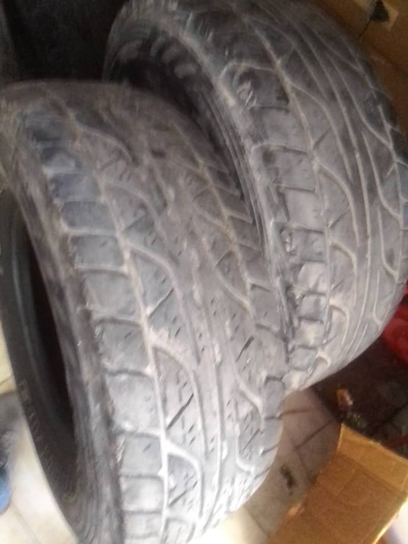 dunlop original tyre (size 31*10.50 R15) for vigo and other 1