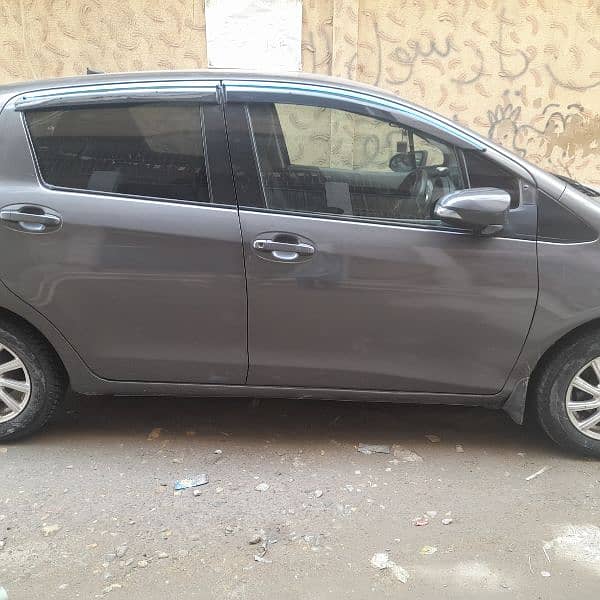 Toyota Vitz 2012 2