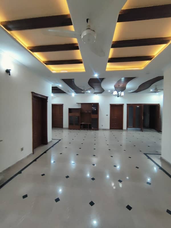 Triple Story house For Rent in F15 size 1 kanal Near to markaz Best Location Six options available 5