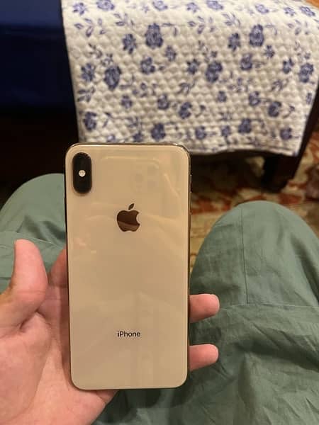 iPhone XS Max Gold 64GB Dual SIM 7