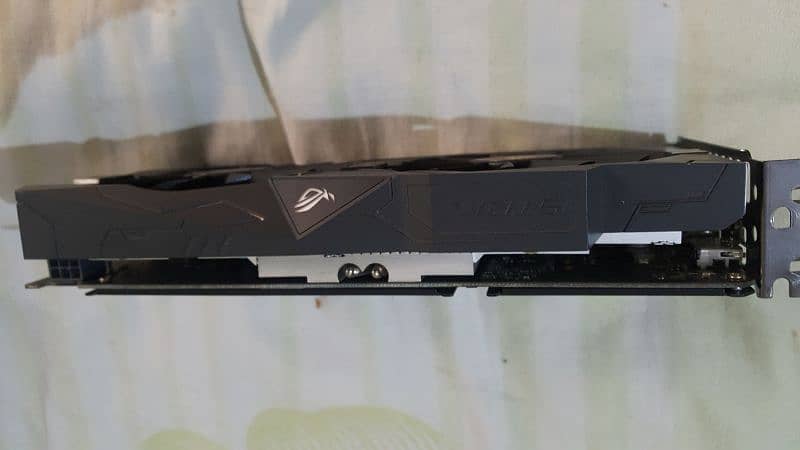 GTX Asus Astrix Card 1