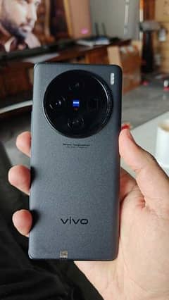 Vivo X100 0